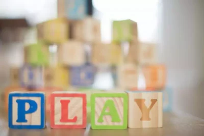 Gry dla dzieci – co wybrać na prezent?